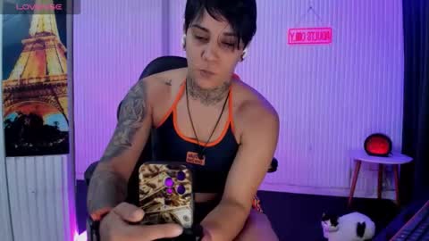 zhoestrong online show from June 2026 09:59:01 AM