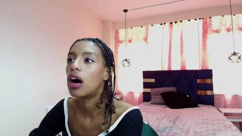 Zia Green online show from February 2025 03:20:01 PM