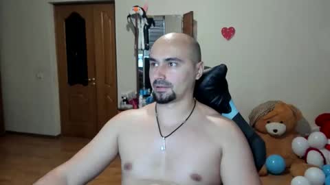 Ziesh online show from October 2025 02:07:02 PM