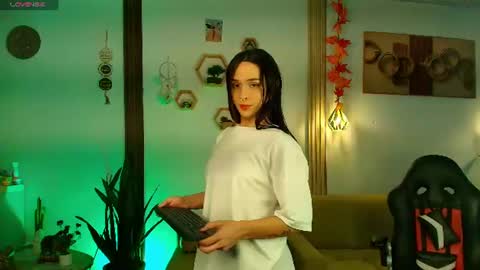 Snapshot of zion__lee chatting on July 2026 08:26:02 PM Zion online show from July 2026 08:26:02 PM