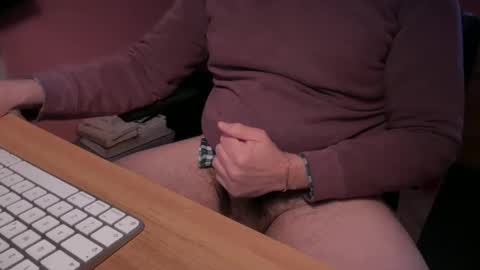 Snapshot of ziotano_98 chatting on December 2024 02:42:02 PM Mauro online show from December 2024 02:42:02 PM