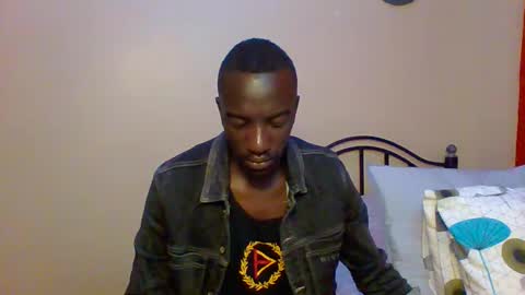 Zlatann2012 online show from February 2025 01:55:02 AM