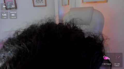 Snapshot of zobe_love chatting on December 2025 06:59:02 PM Zobe Love online show from December 2025 06:59:02 PM