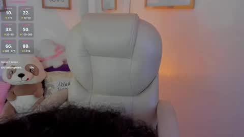 Snapshot of zobe_love chatting on February 2026 05:39:01 PM Zobe Love online show from February 2026 05:39:01 PM