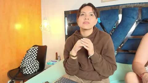 Zoe and dylan  online show from February 2026 12:42:01 PM