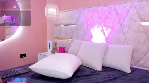 zoe_blosson online show from June 2026 02:14:02 AM