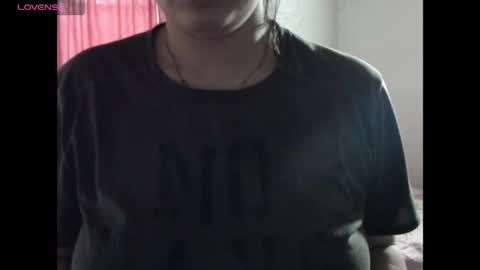 Snapshot of zoe_bronw chatting on December 2024 11:26:01 AM Zoe Bronw online show from December 2024 11:26:01 AM