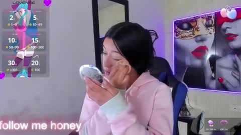 Snapshot of zoe_connor19 chatting on January 2026 07:18:01 PM Z O E online show from January 2026 07:18:01 PM