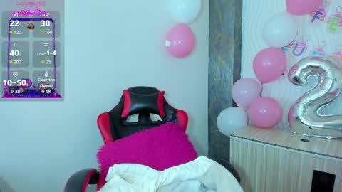 Z O E online show from March 2026 08:48:01 PM