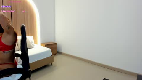 Zoe  online show from April 2026 12:44:02 PM