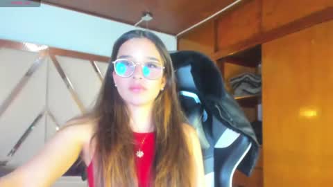 Snapshot of zoe_dear chatting on June 2026 11:24:02 PM zoe_dear online show from June 2026 11:24:02 PM