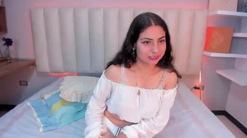 zoe_henderson online show from March 2026 03:01:02 AM