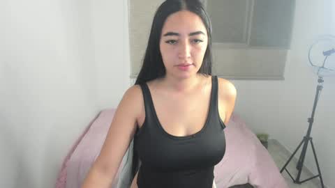 zoe_jones7 online show from January 2025 02:47:02 AM