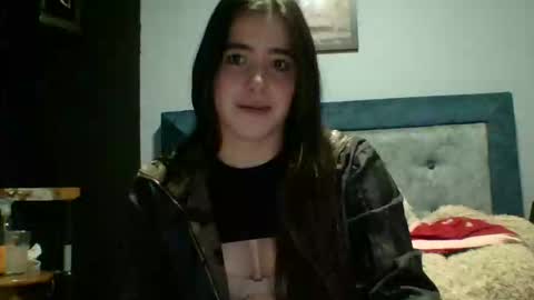 Zoe online show from November 2025 05:13:02 PM