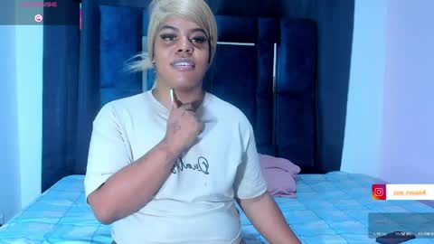 zoe_rosee4 online show from May 2026 07:46:02 AM