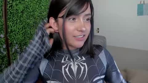 Zoe online show from October 2025 01:39:02 AM