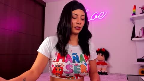 Snapshot of zoecams chatting on September 2025 06:52:02 PM zoecams online show from September 2025 06:52:02 PM