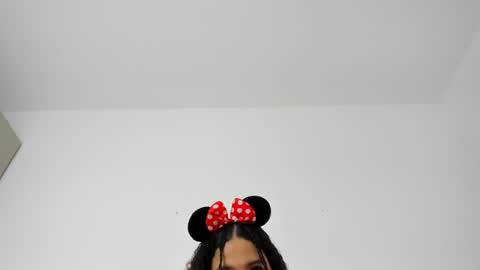 zoee online show from January 2025 09:27:01 AM