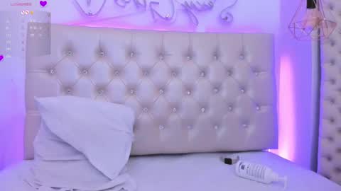 zoeth_ruiz online show from January 2025 03:11:01 PM