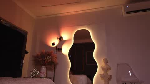 Snapshot of zoevidal_ chatting on June 2026 11:55:01 AM zoevidal_ online show from June 2026 11:55:01 AM