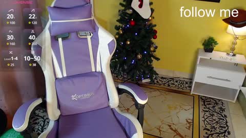 Snapshot of zoey_fox_ chatting on December 2024 03:18:02 AM zoey fox online show from December 2024 03:18:02 AM