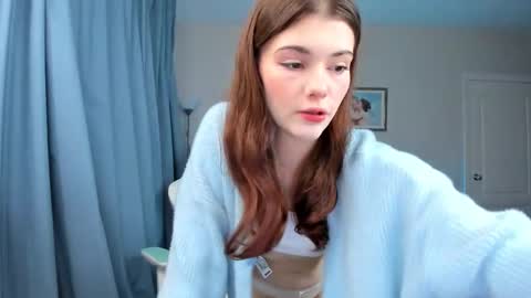 Snapshot of zoey_lane chatting on October 2025 03:10:02 AM Zoey Lane online show from October 2025 03:10:02 AM
