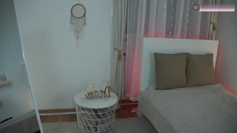 zoezolton online show from February 2025 08:57:01 PM