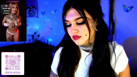 Zoee  online show from April 2026 06:22:02 AM