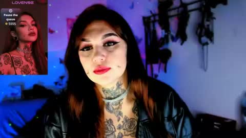 Zoee  online show from June 2026 03:41:02 AM