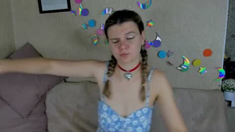 Snapshot of zorianaa_ chatting on June 2026 08:20:02 PM Zoriana online show from June 2026 08:20:02 PM