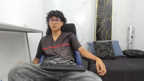     online show from October 2025 07:48:01 PM