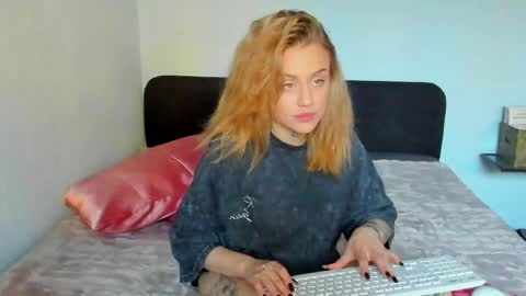 Mia online show from June 2026 04:45:01 PM