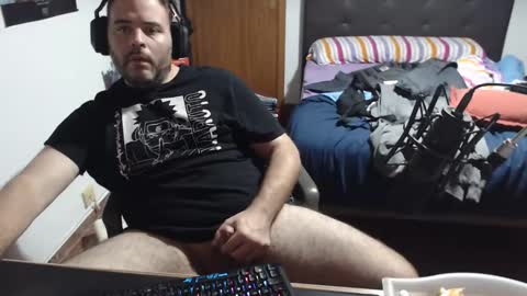 Snapshot of zuheyla26 chatting on December 2024 04:09:01 AM Zuheyla online show from December 2024 04:09:01 AM