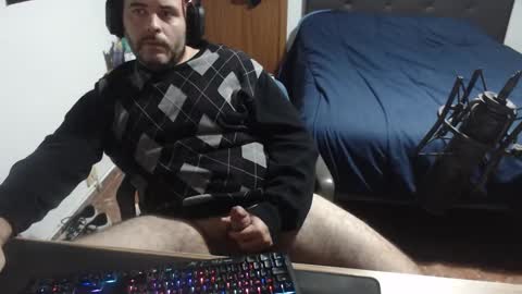 Snapshot of zuheyla26 chatting on December 2024 11:39:02 PM Zuheyla online show from December 2024 11:39:02 PM