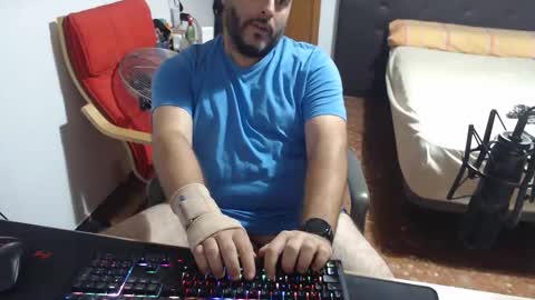 Snapshot of zuheyla26 chatting on September 2025 08:34:02 PM Zuheyla online show from September 2025 08:34:02 PM