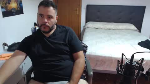 Snapshot of zuheyla26 chatting on October 2025 09:00:01 AM Zuheyla online show from October 2025 09:00:01 AM