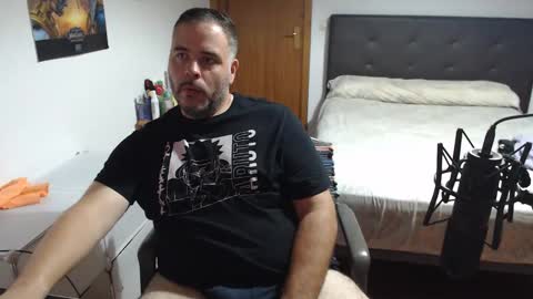 Snapshot of zuheyla26 chatting on November 2025 06:09:02 PM Zuheyla online show from November 2025 06:09:02 PM