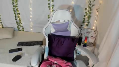 zulemars online show from October 2025 04:13:01 AM