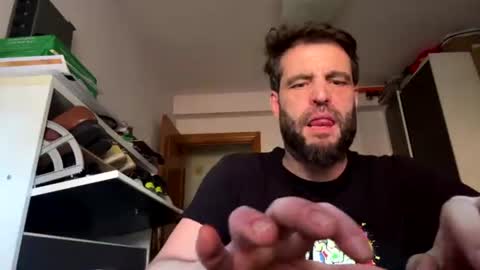 Snapshot of zurdineno chatting on July 2026 06:03:01 PM zurdineno online show from July 2026 06:03:01 PM
