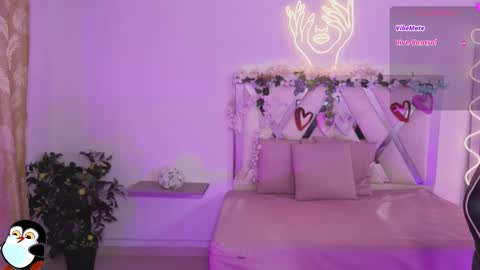 Snapshot of zury_tay chatting on November 2025 11:32:02 AM ZURY online show from November 2025 11:32:02 AM