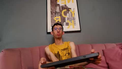 Zyro Nigth online show from December 2025 07:30:02 PM