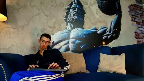 Zyro Nigth online show from January 2026 07:28:02 PM