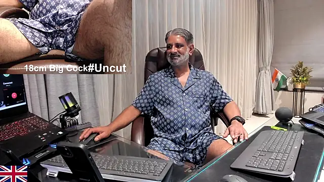 OnlineBossUK online show from January 2026 10:24:01 PM