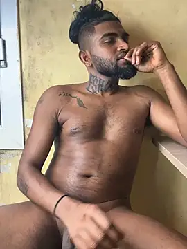 Snapshot of IviedWaster chatting on February 2025 03:12:01 AM IviedWaster online show from February 2025 03:12:01 AM