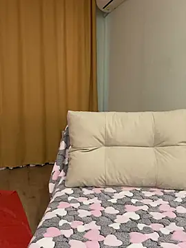 Snapshot of angelmommu chatting on February 2026 08:15:02 AM angelmommu online show from February 2026 08:15:02 AM