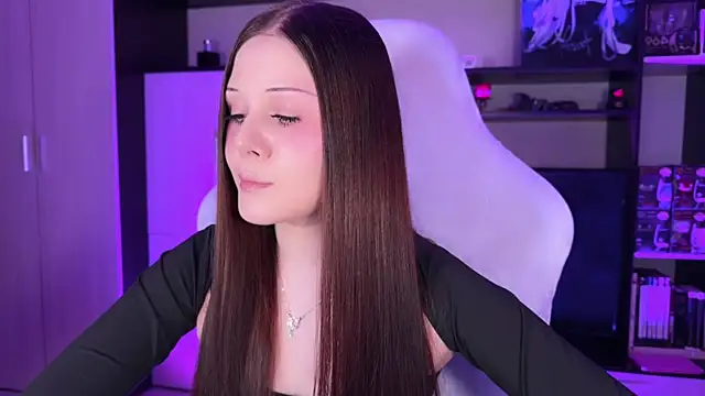 jasminevine online show from November 2025 06:38:02 AM