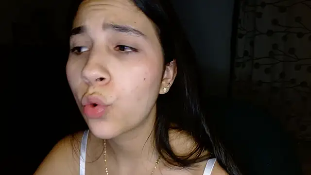 mia  lopez  online show from January 2025 05:06:02 AM