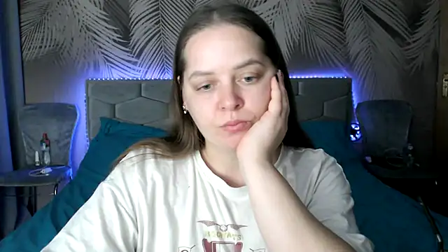 uliastar online show from November 2025 09:23:01 AM