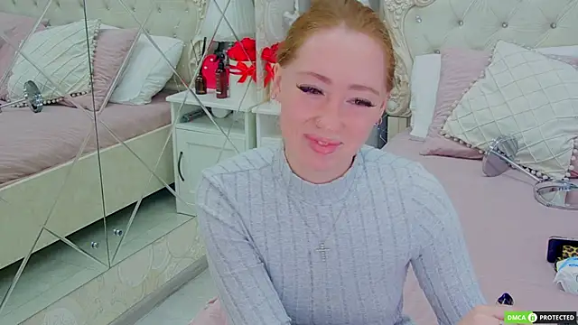 TinaBrook online show from October 2025 04:00:02 AM