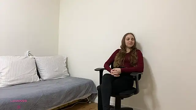 Snapshot of SunriseGuys chatting on March 2026 12:32:01 PM SunriseGuys online show from March 2026 12:32:01 PM